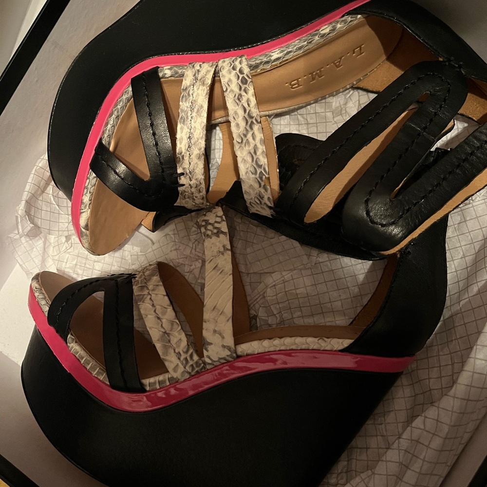 Alamar Black and Pink Wedge Sandals